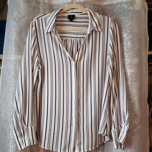 Worthington Striped button down blouse